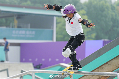 13岁崔宸曦成中国最年轻亚运冠军