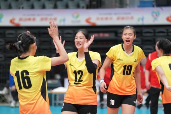 全国足球运动会冠军_全国足球冠军是谁_足球冠军运动全国会员多少钱