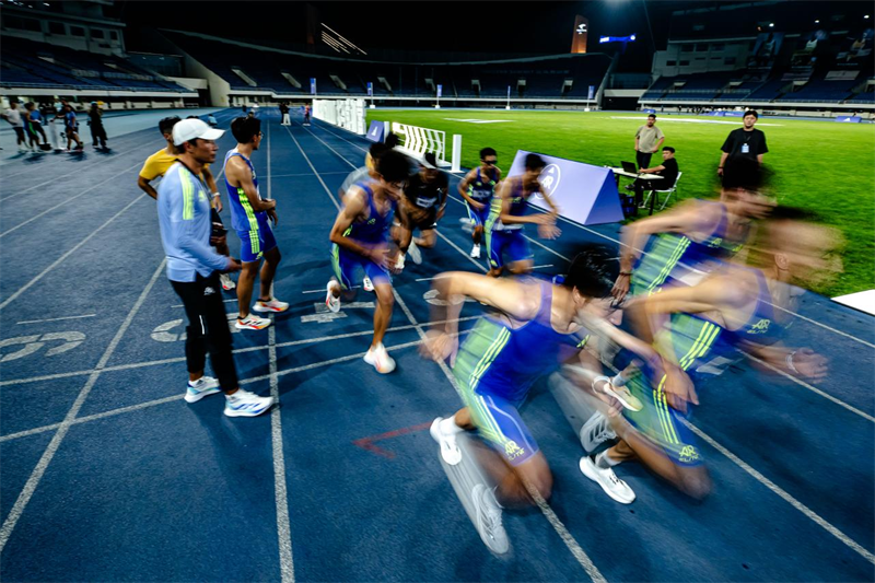 阿迪达斯北京马拉松跑鞋_北京马拉松 阿迪达斯_阿迪达斯马拉松品牌是正品吗