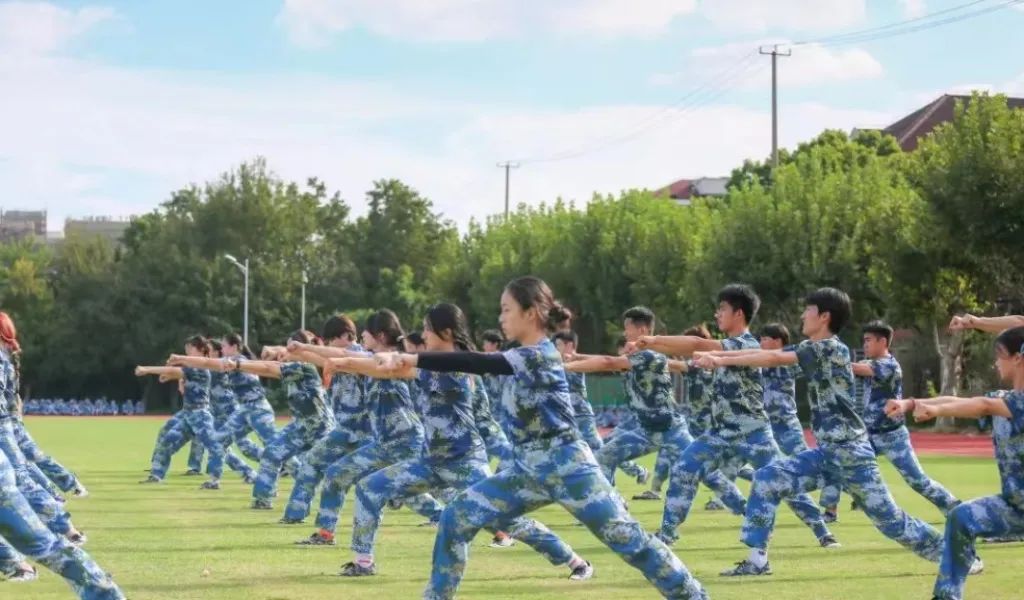 江苏击剑世界冠军_江苏省冠军联赛击剑第二站_江苏无锡击剑冠军有哪些