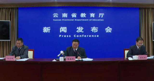 举重冠军流落街头_前举重冠军街头卖艺_举重冠军街头乞讨