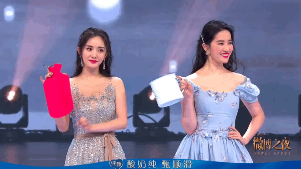 健身有名的外国人_国外健身明星大合照_国外健身演员