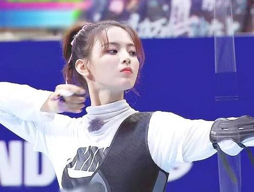 健身圈明星_成功瘦身的明星_明星都健身才瘦吗