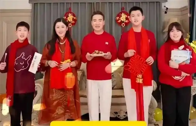 分享日常的照片_分享家庭日常照片_日常照片分享家庭怎么弄