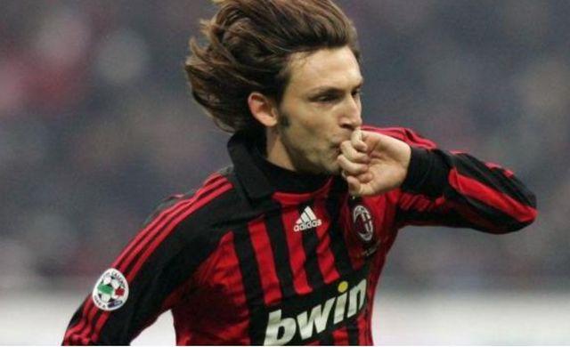 冠军足球球员搭配_足球谁是冠军_足球球员冠军排行榜