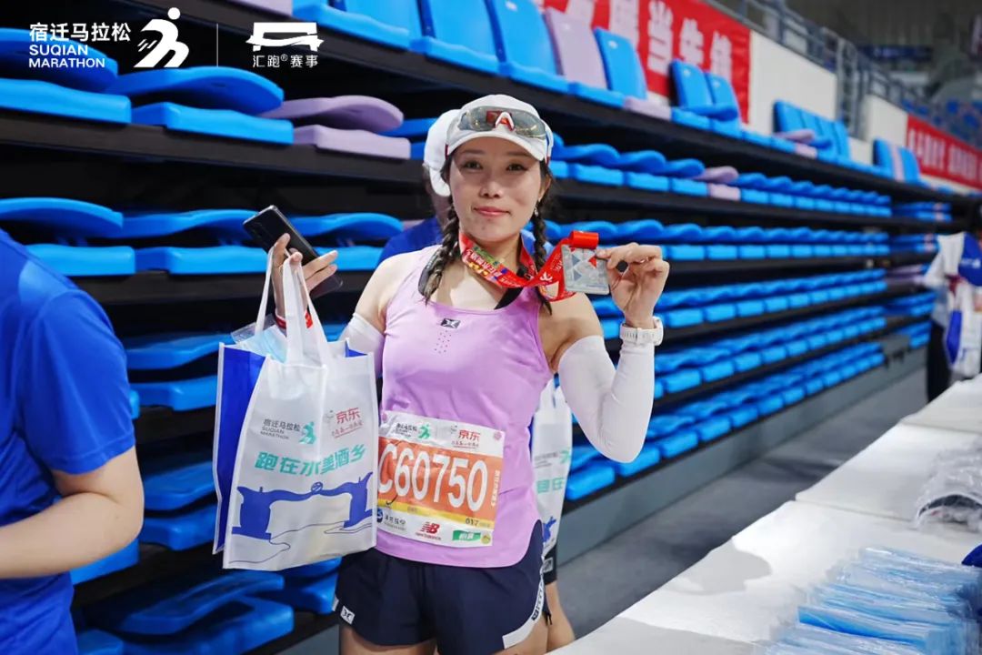 马拉松提供水的地方叫什么_马拉松水站间隔多少_马拉松 水站