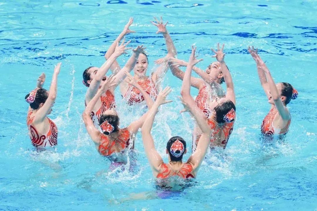 游泳冠军女子_女游泳世界冠军梁_世界游泳冠军梁顺添